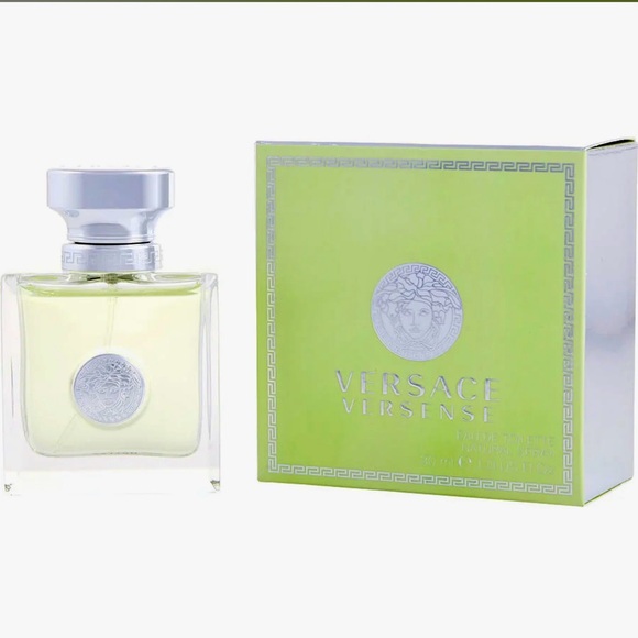 New in Box 30ml Versace Versense - Picture 1 of 1